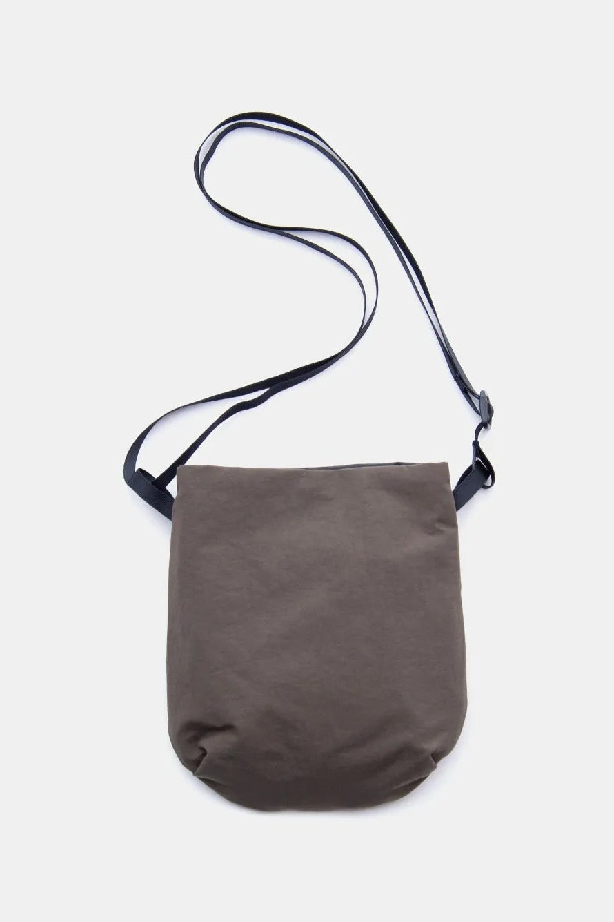 Light Nylon Pouche Bag Mocha
