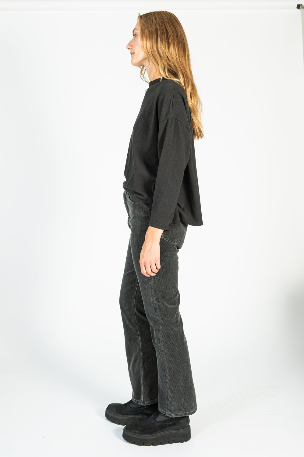546 Flare-R2 : Corduroy Pants Charcoal