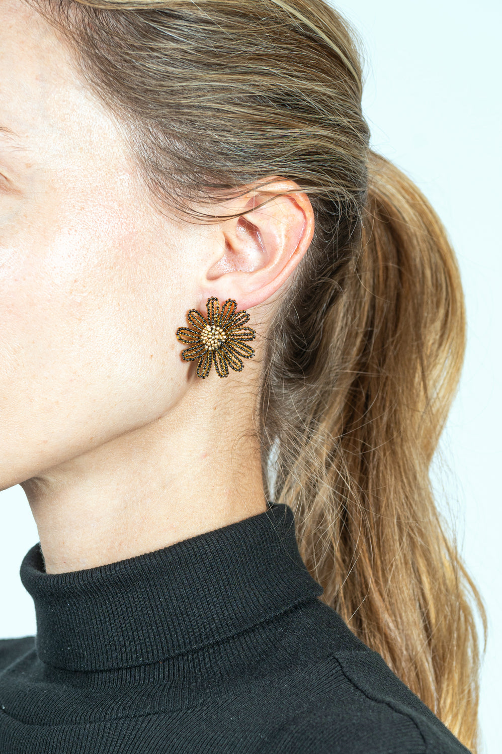 Daisy Earrings Bronze