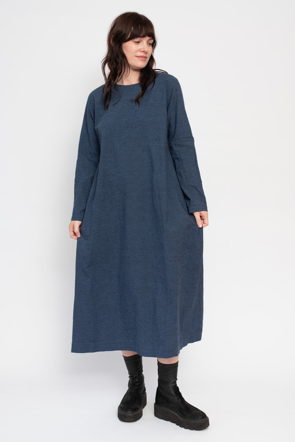 Cotton and Linen Nep Dress Navy