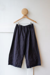 Gently Used Vlas Blomme Cropped Black Pants with Lace