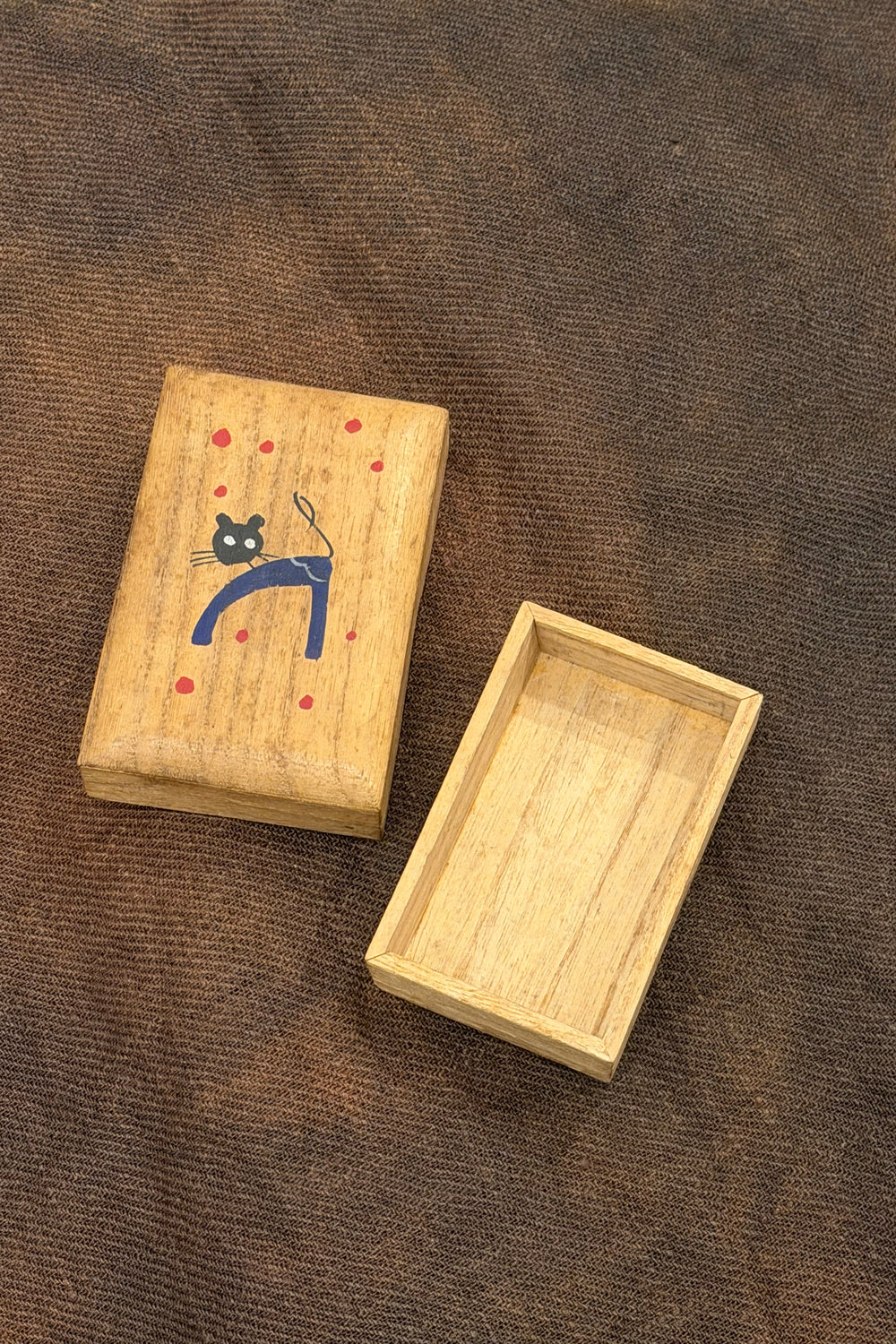 Vintage Small Wood Box with Cat