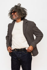 VINCENT Classic Four Button Blazer