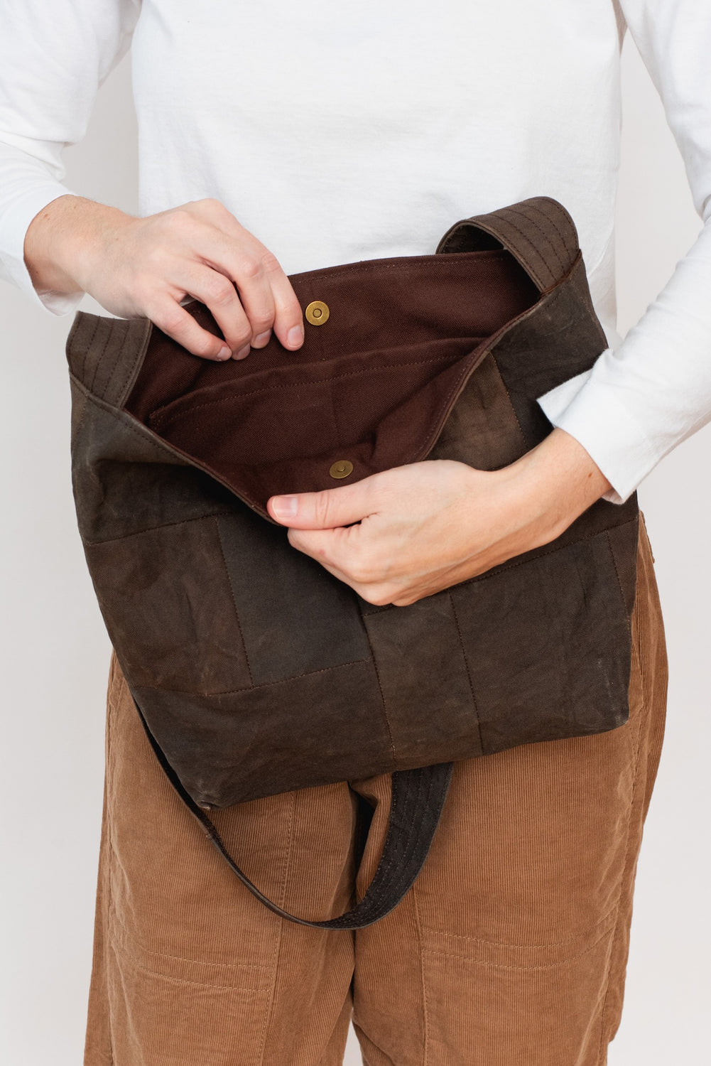 Persimmon Dyed Shoulder Bag