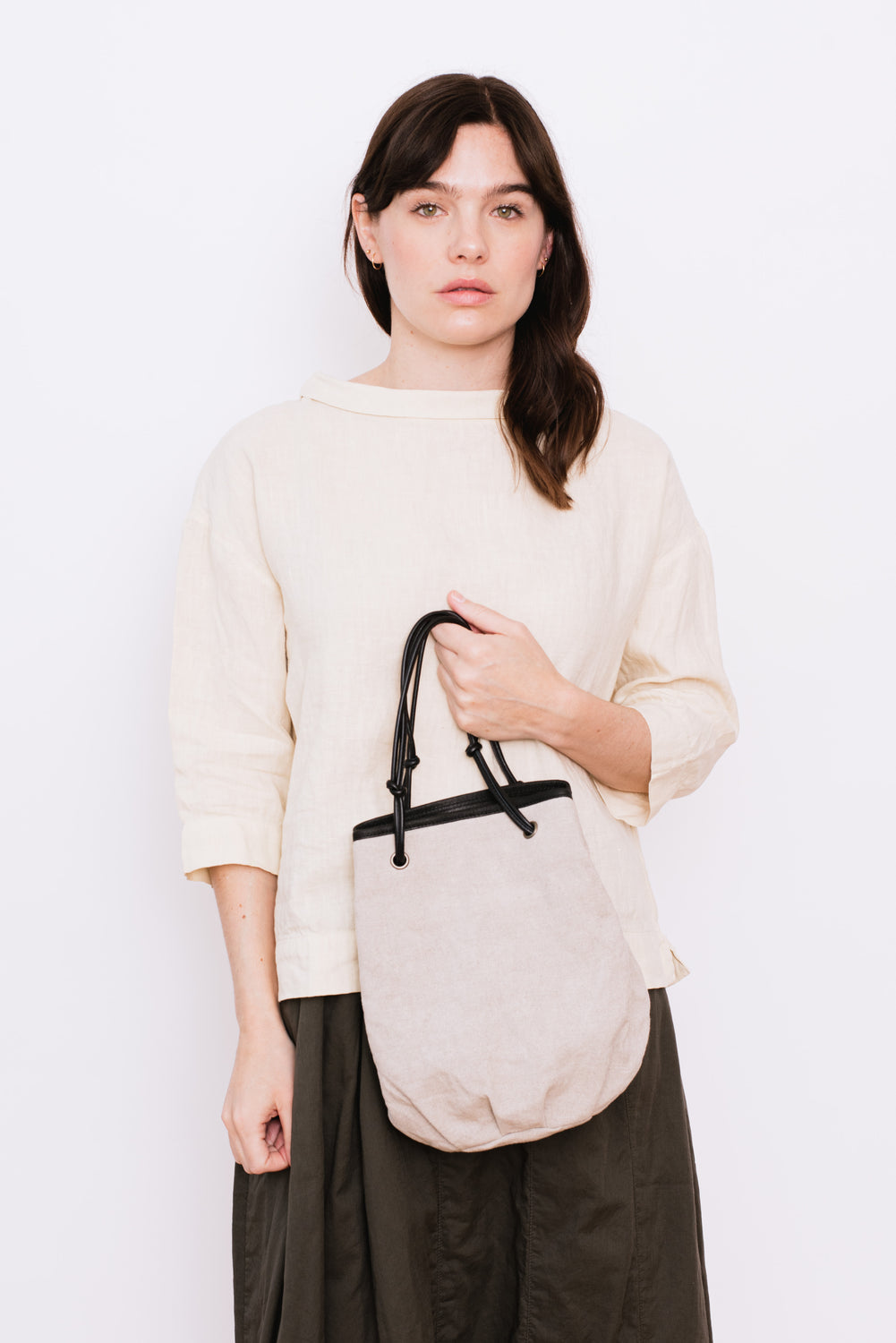 Small Linen Hand Bag "Sac de Lacet"