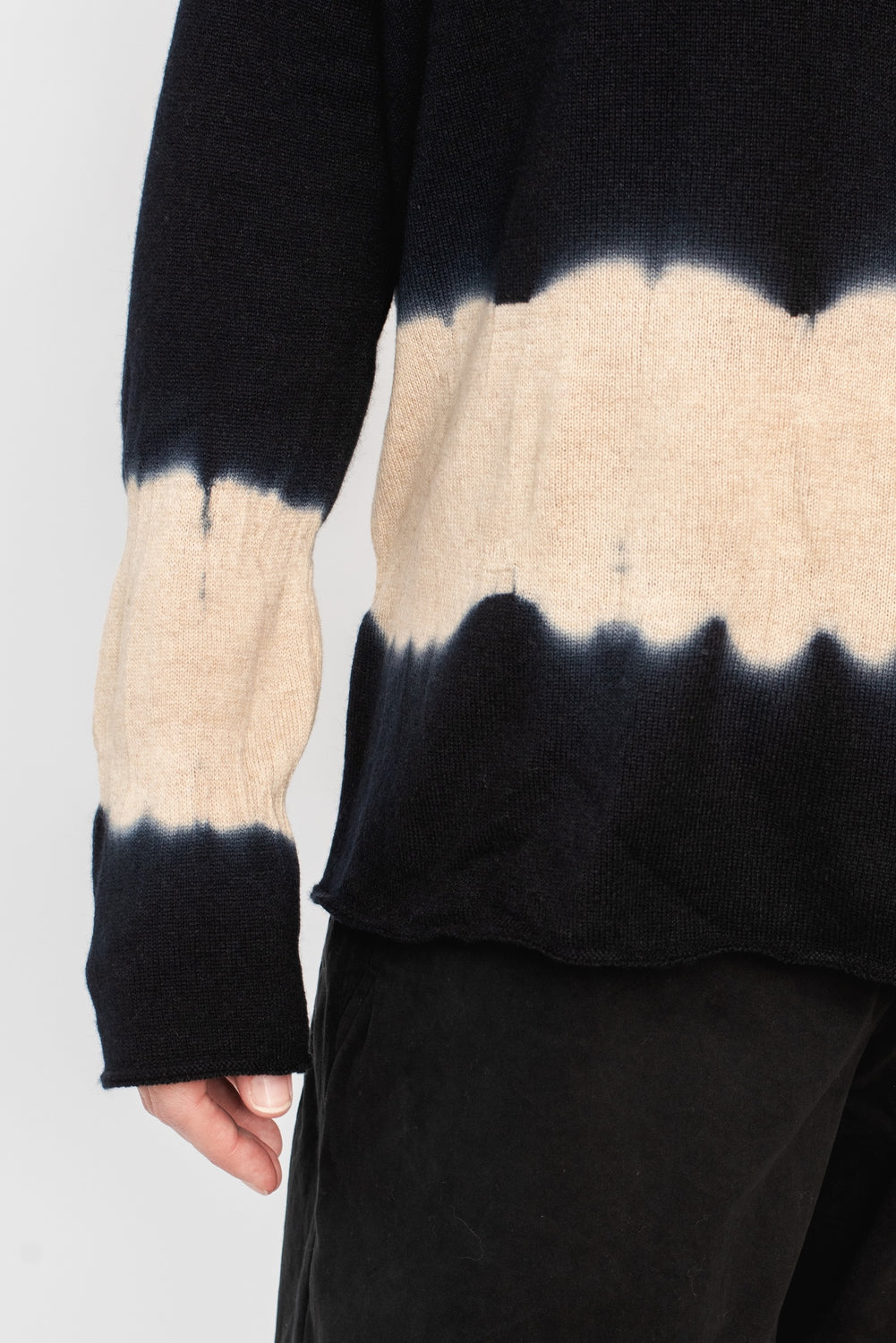 Cashmere and Wool Dyed Round Neck Pullover Navy