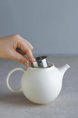 Pebble Teapot (White)