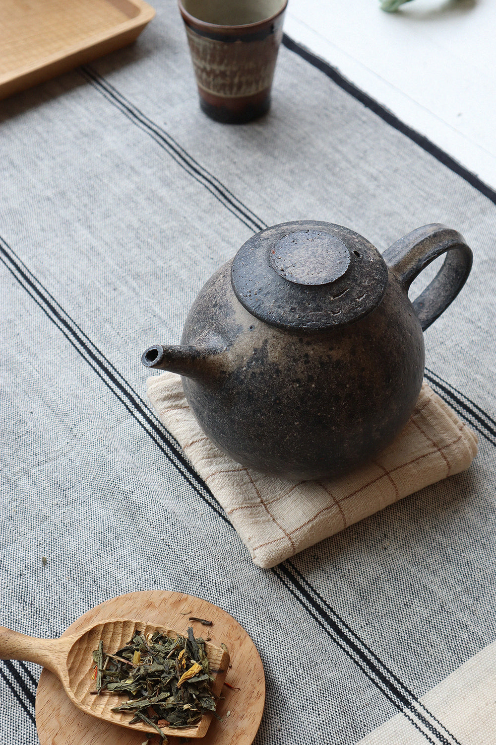 Soba Kohiki Tea Pot
