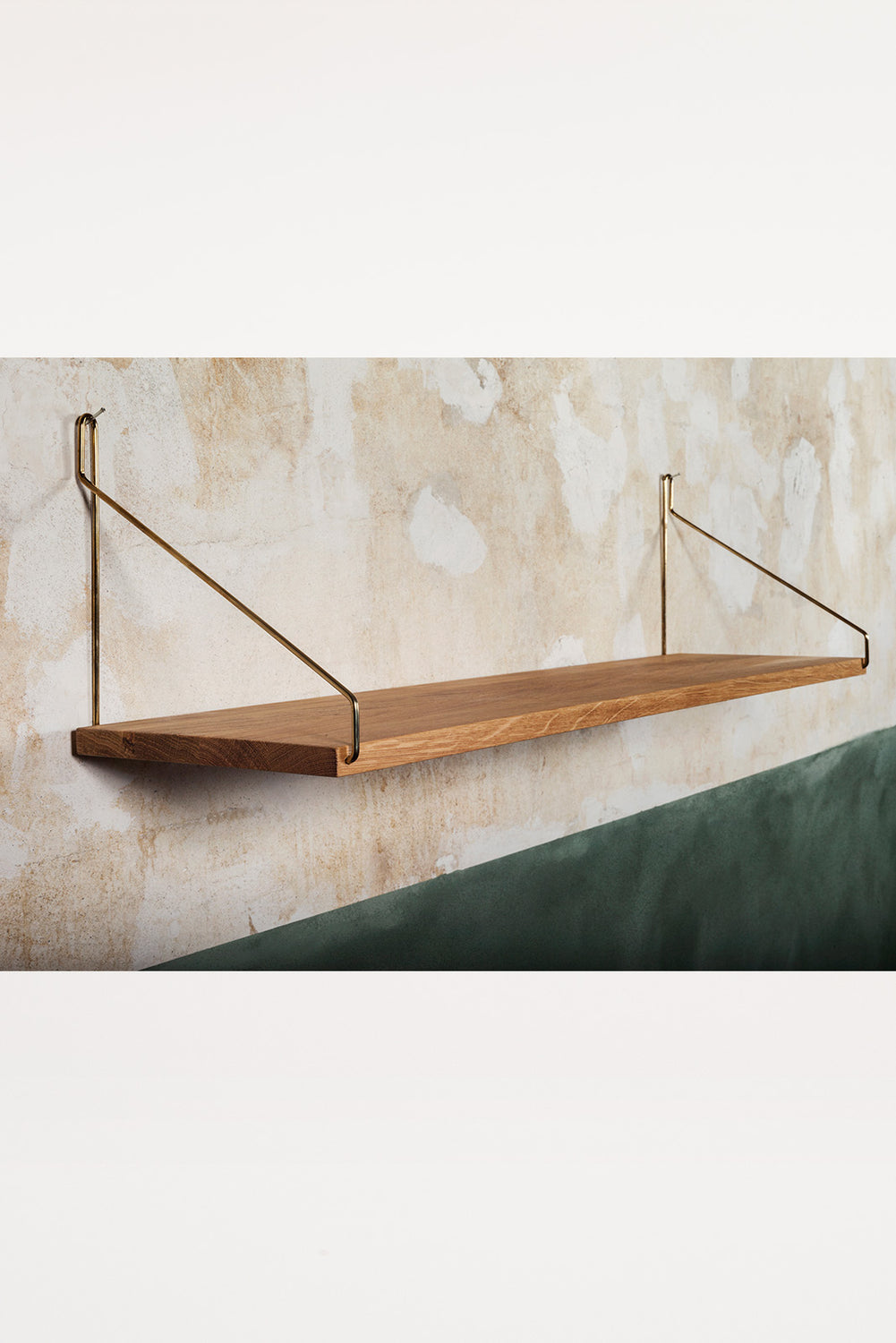 Oak Shelf D20 W60 with Brass Brackets