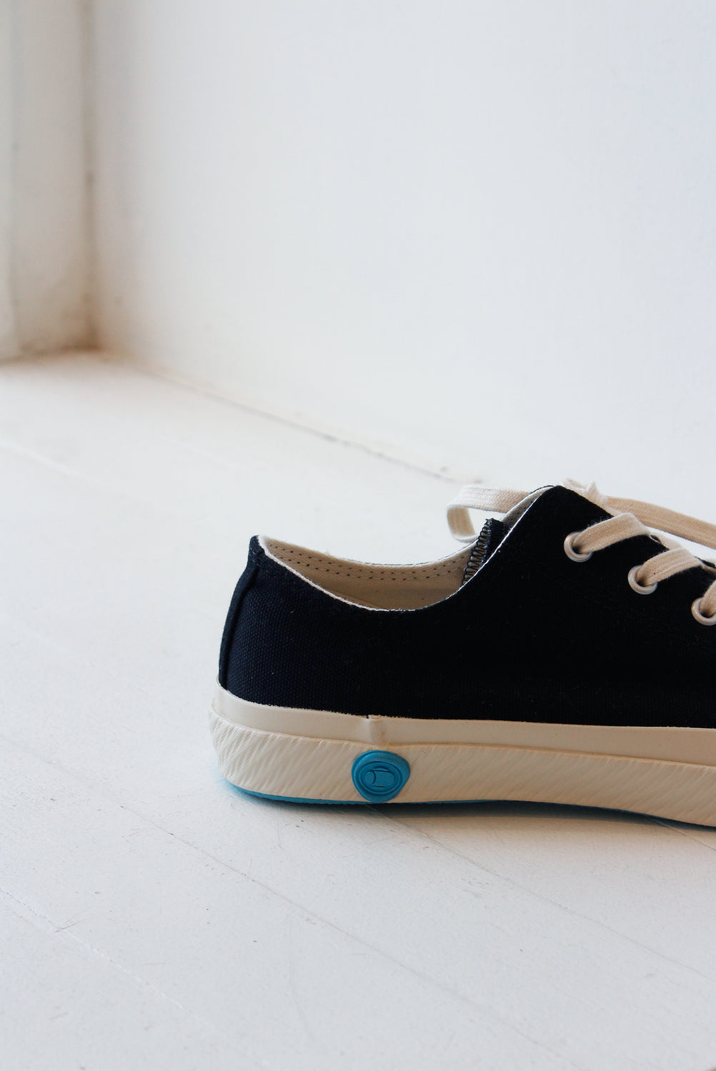 Shoes Like Pottery Low Top, Black