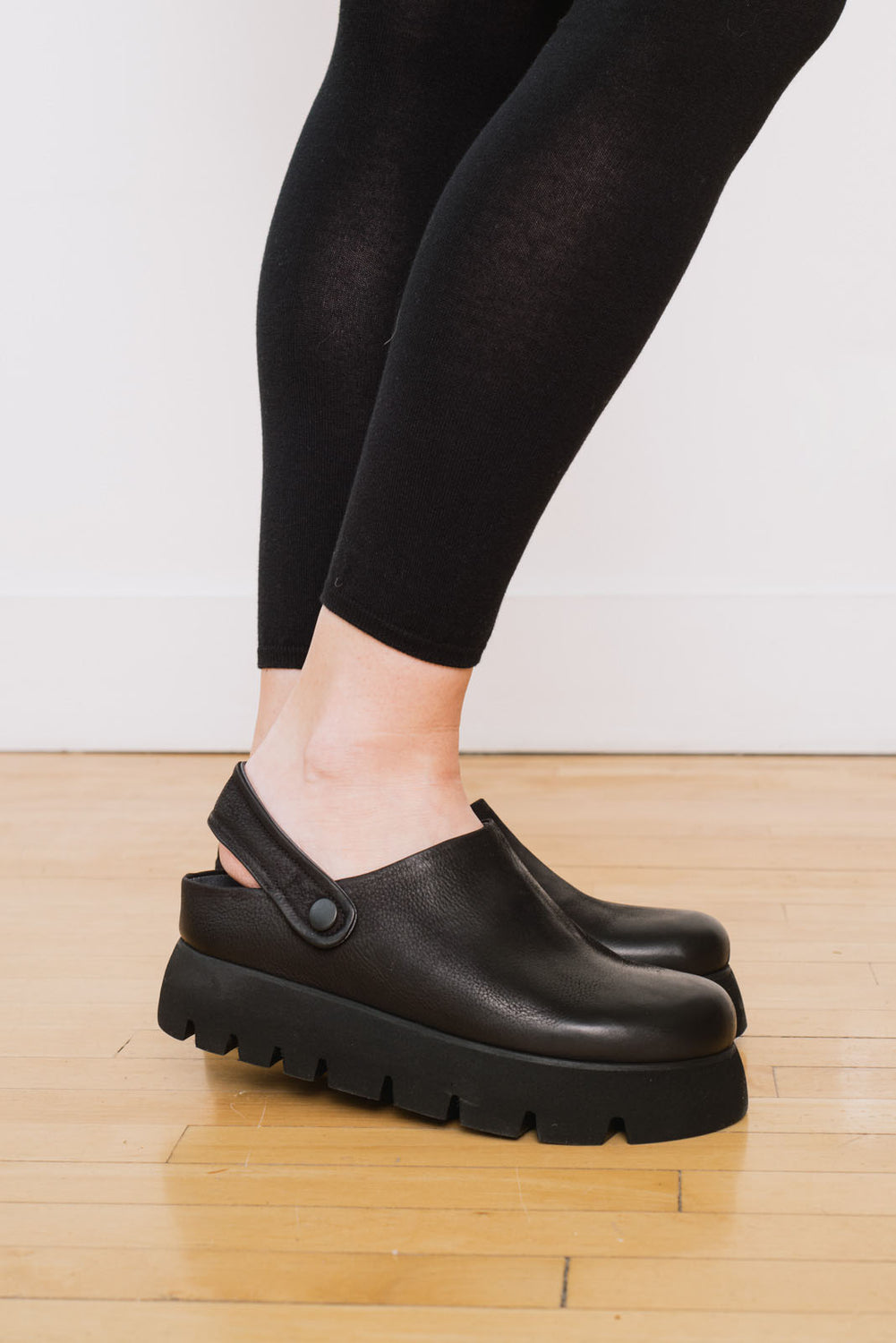 Clog with Back Strap