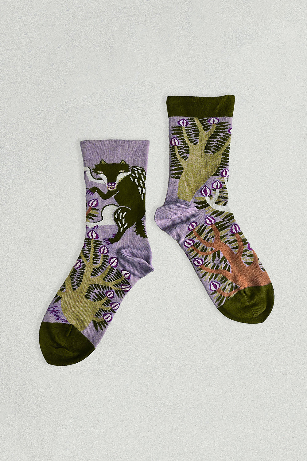 Cotton Blend Socks "Dancing Wolf"
