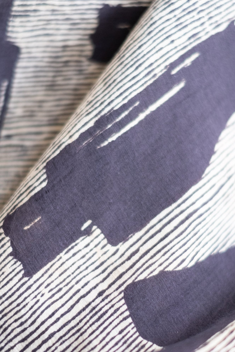 Branch Stripe Shawl Black