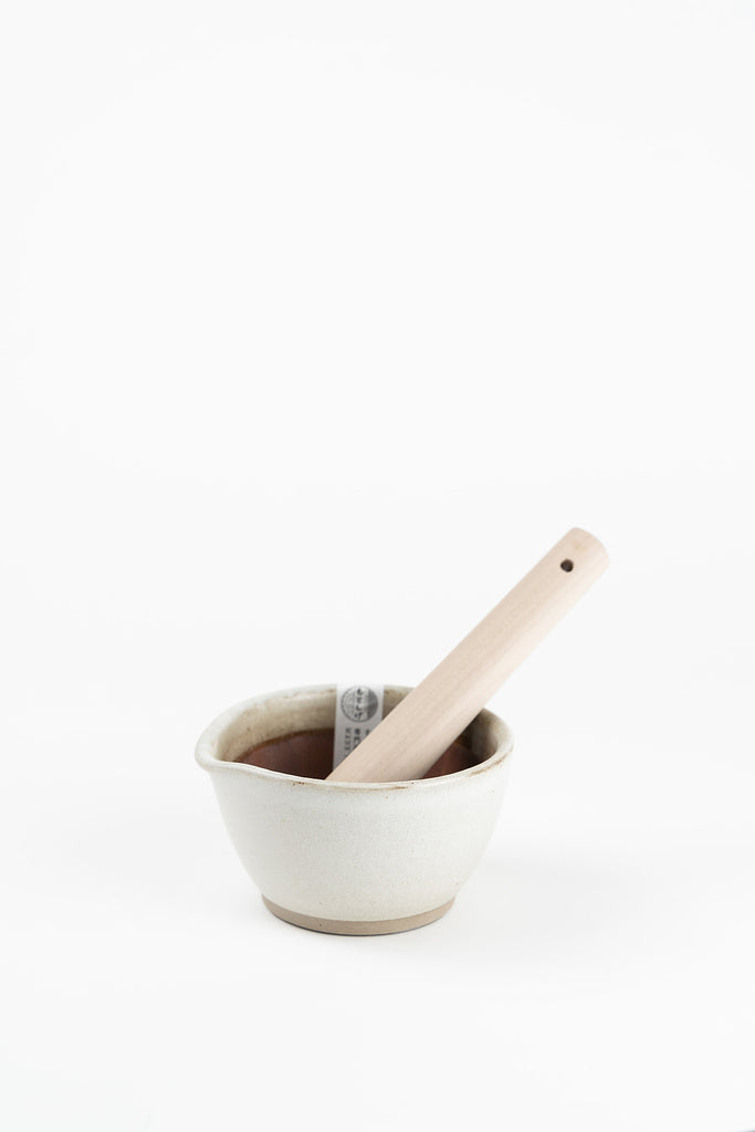 Mortar Bowl with Pestle Moth