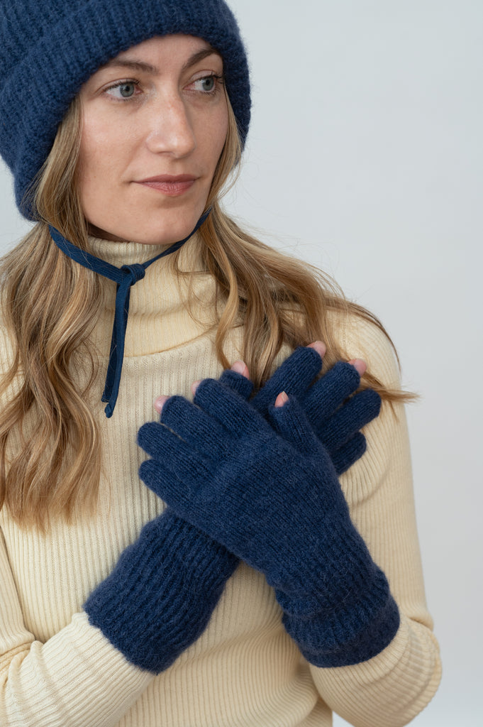 IO Wool Gloves Blue