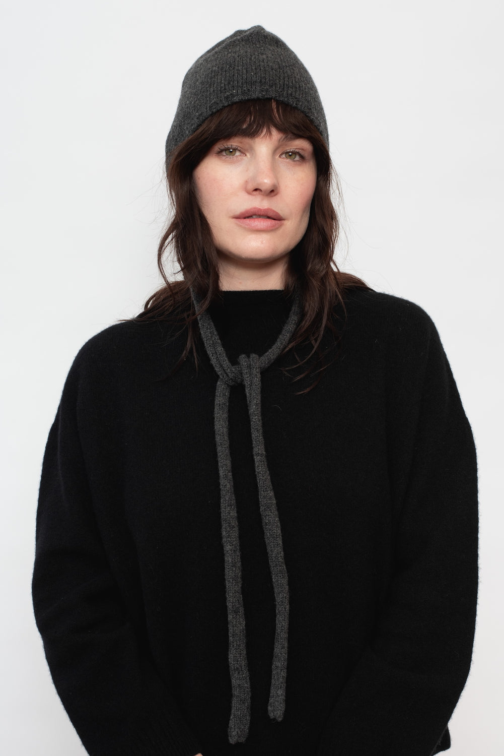 THEO Hat Charcoal Gray