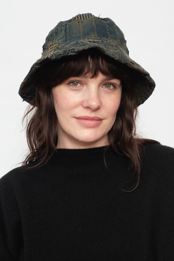 BORO Bucket Hat