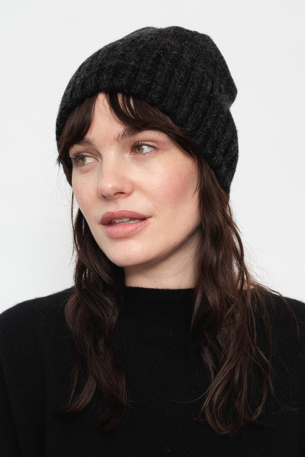 AVA Hat Black