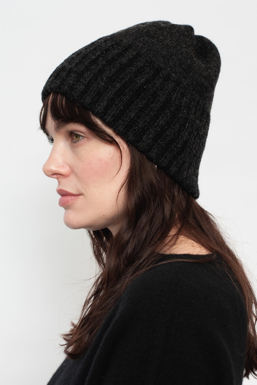 AVA Hat Black