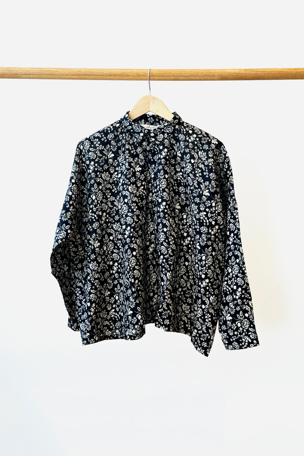 Linen Flower Shirt Black