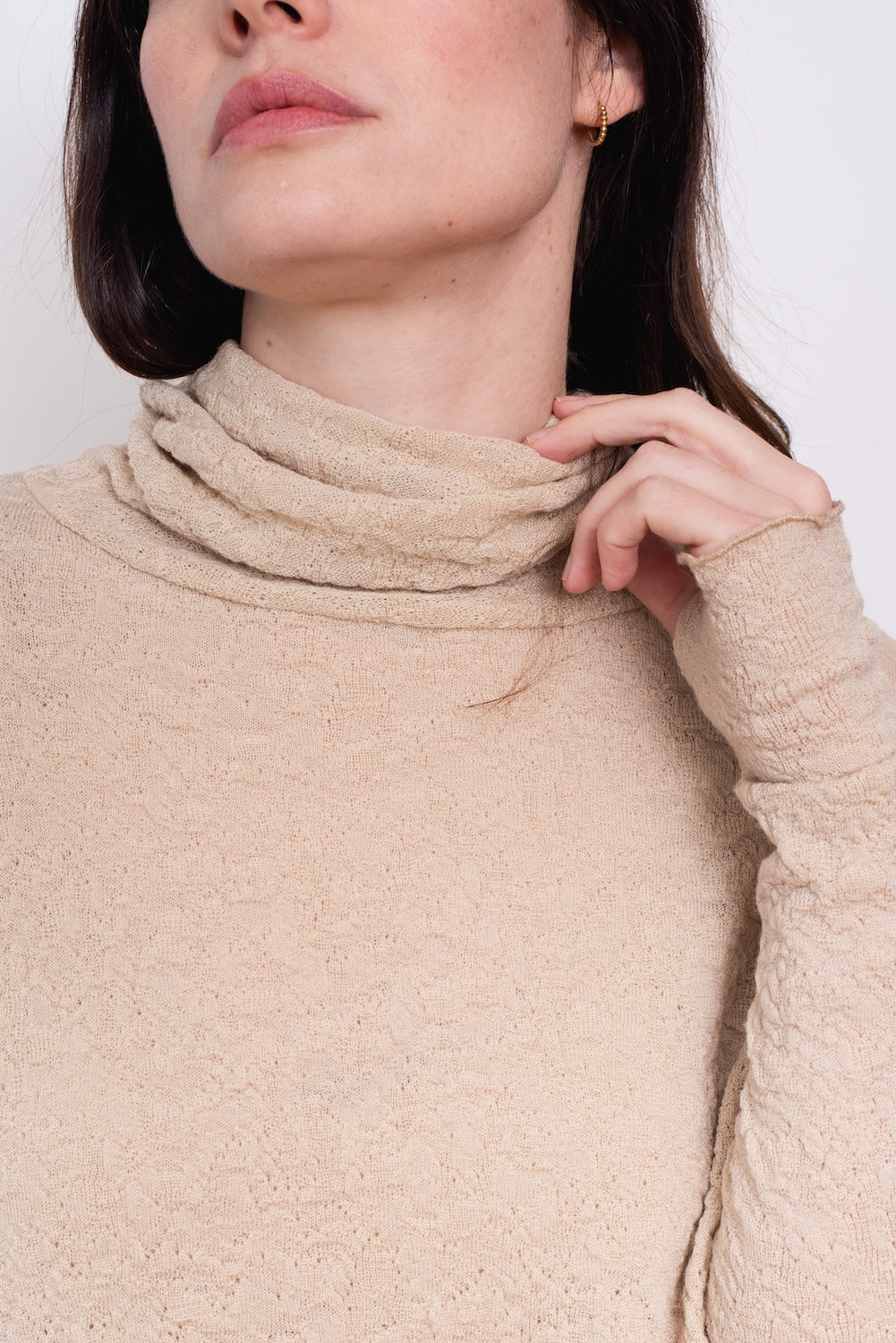 Merino Bubble Wool Roll Neck Sweater in Almond