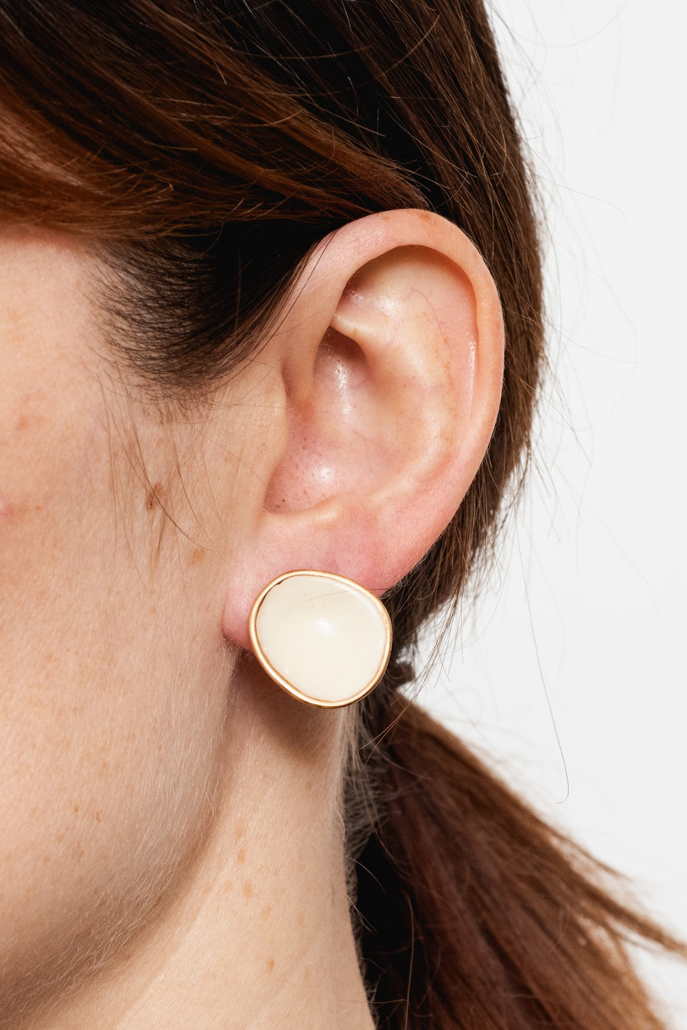 TONDI Bronze Earrings with White Enamel