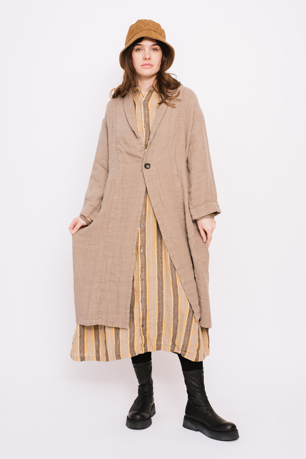 Linen Dobby AZUMADAKI Robe, Mocha – Moth