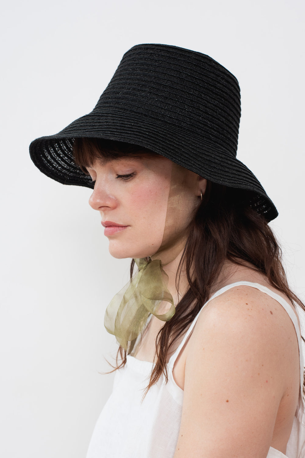 LEO Hat Black
