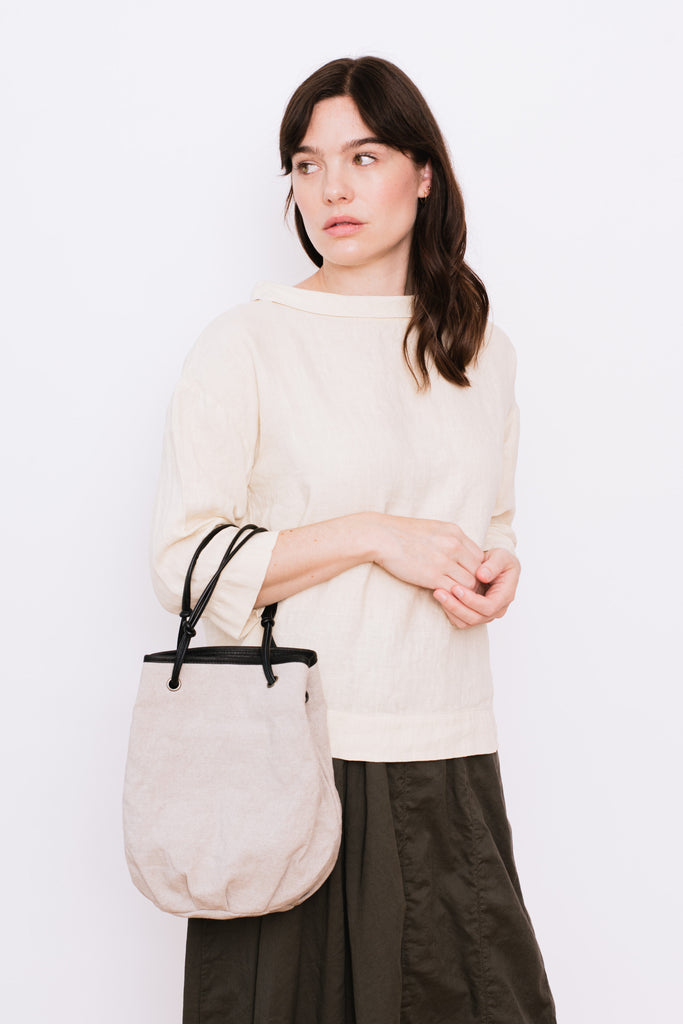 Small Linen Hand Bag "Sac de Lacet"