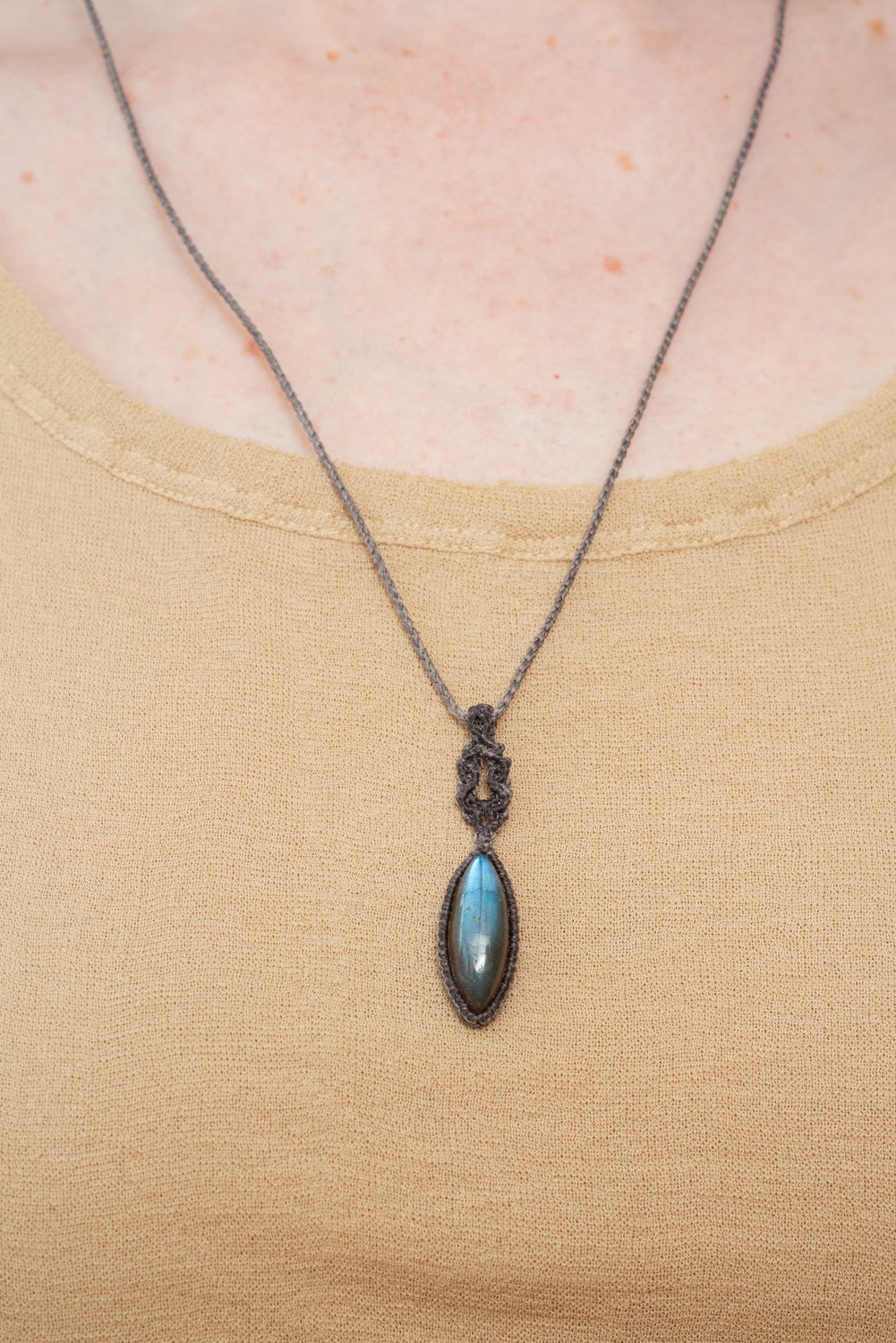 Macrame Necklace with Labradorite