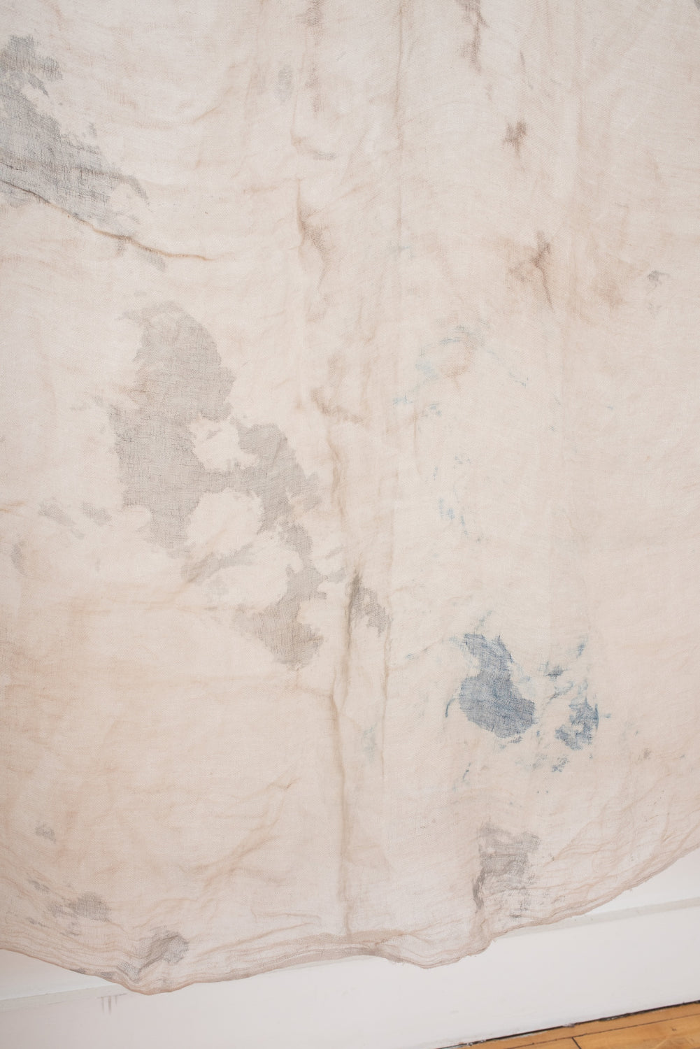 Naturally Dyed Linen Gauze Hanging 04