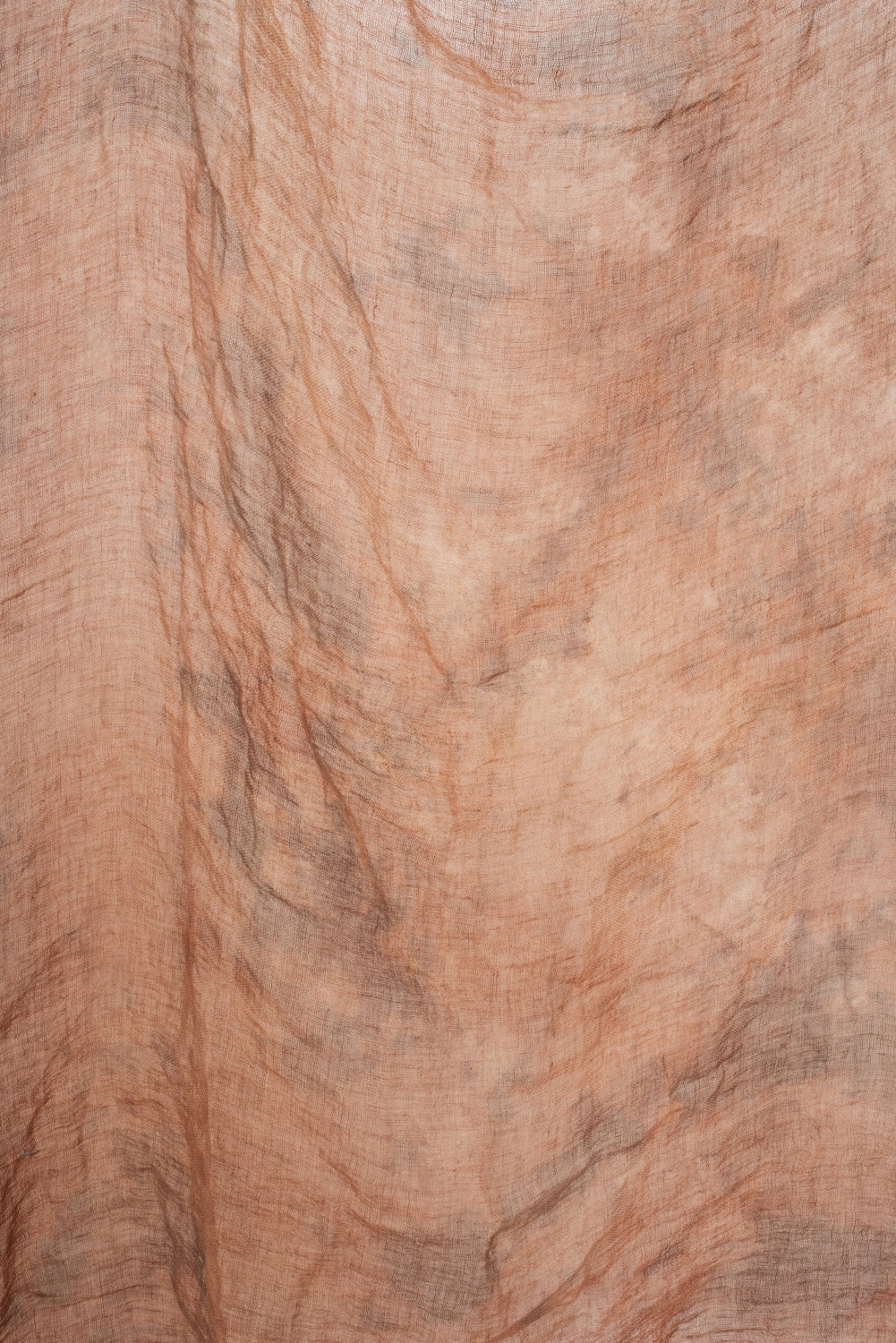 Naturally Dyed Linen Gauze Hanging 01