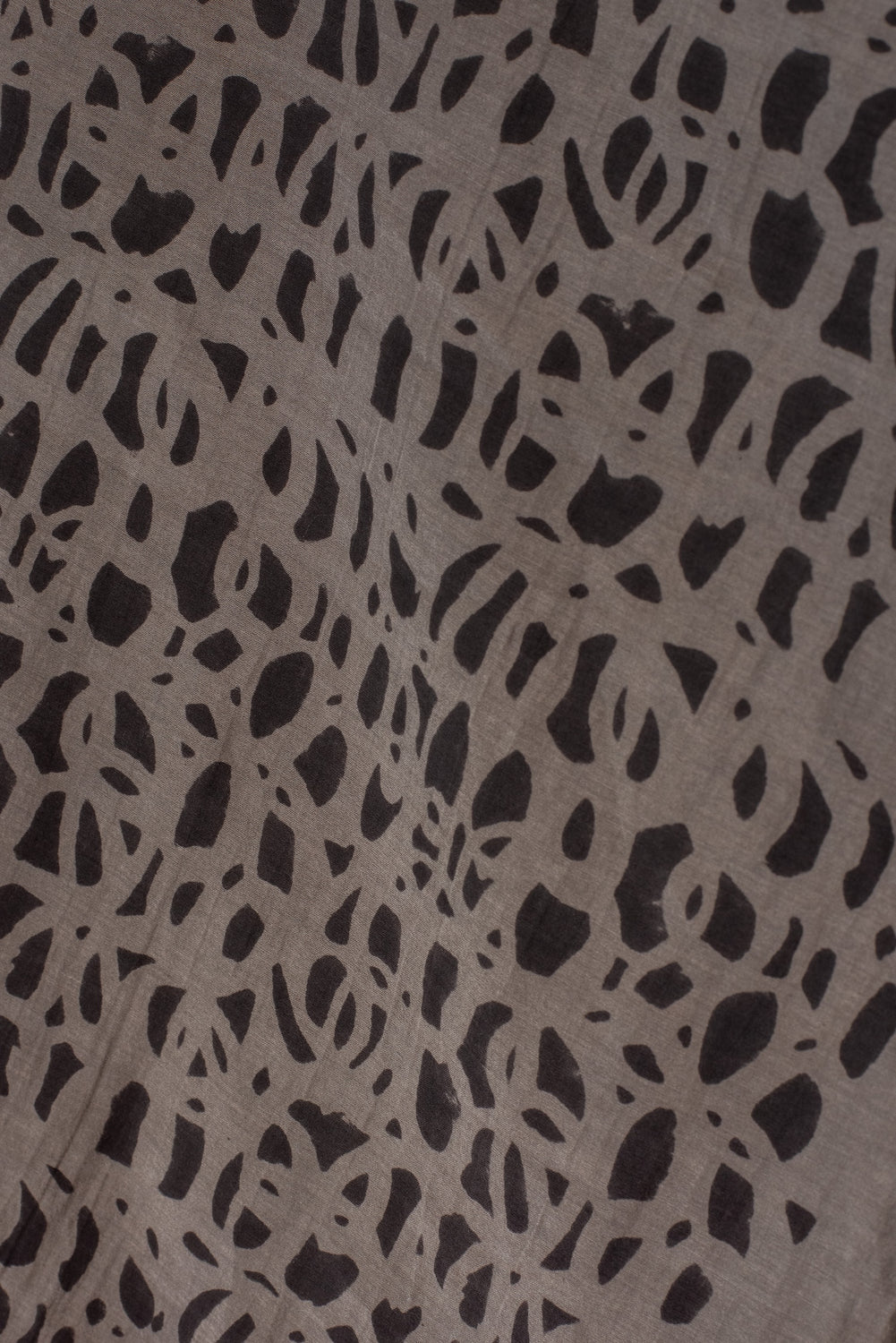 Glint Shawl Grey