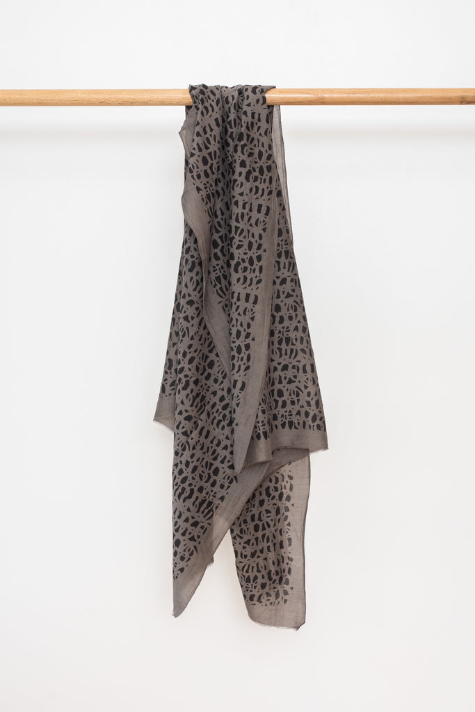 Glint Shawl Grey