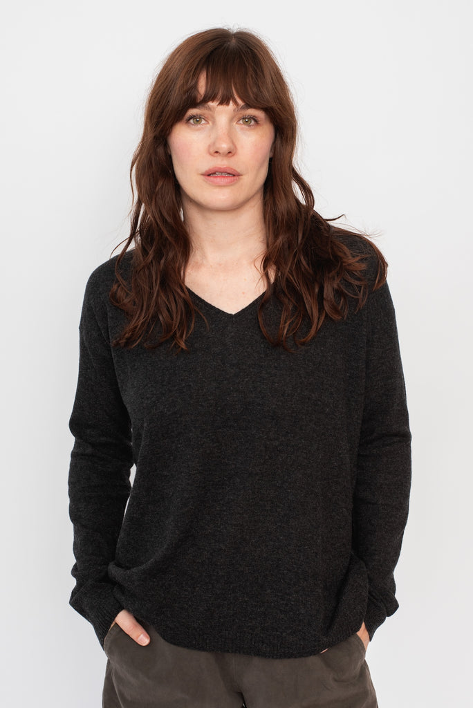 V-Neck Sweater Charcoal Cashmere Blend
