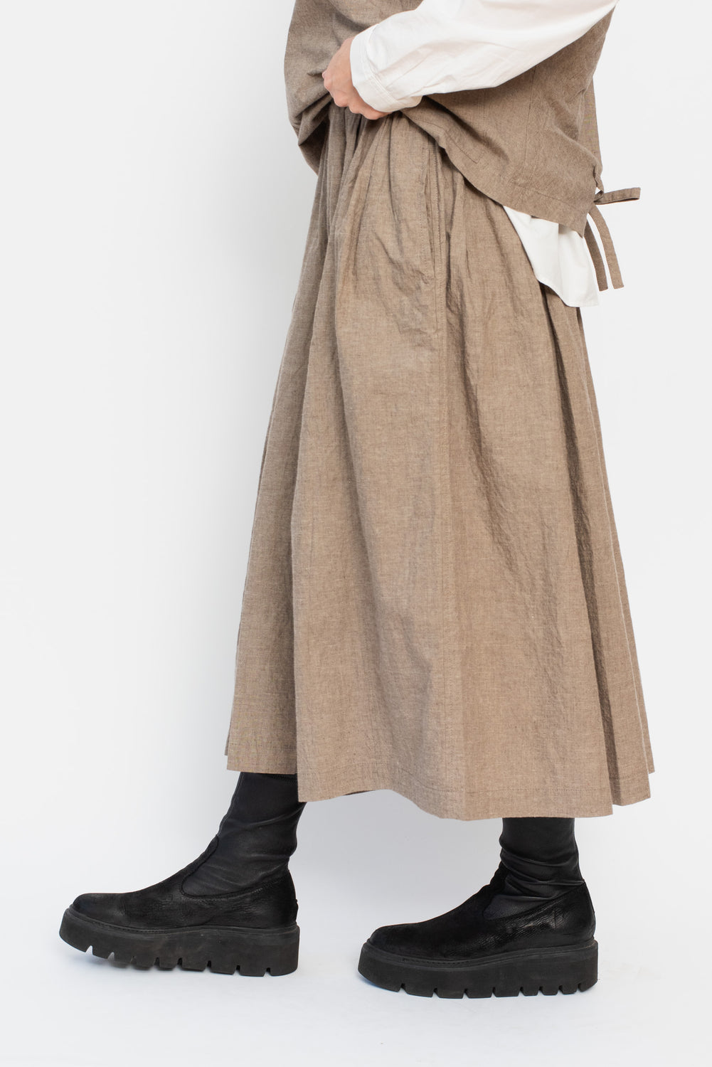 Cotton and Linen Skirt Light Brown