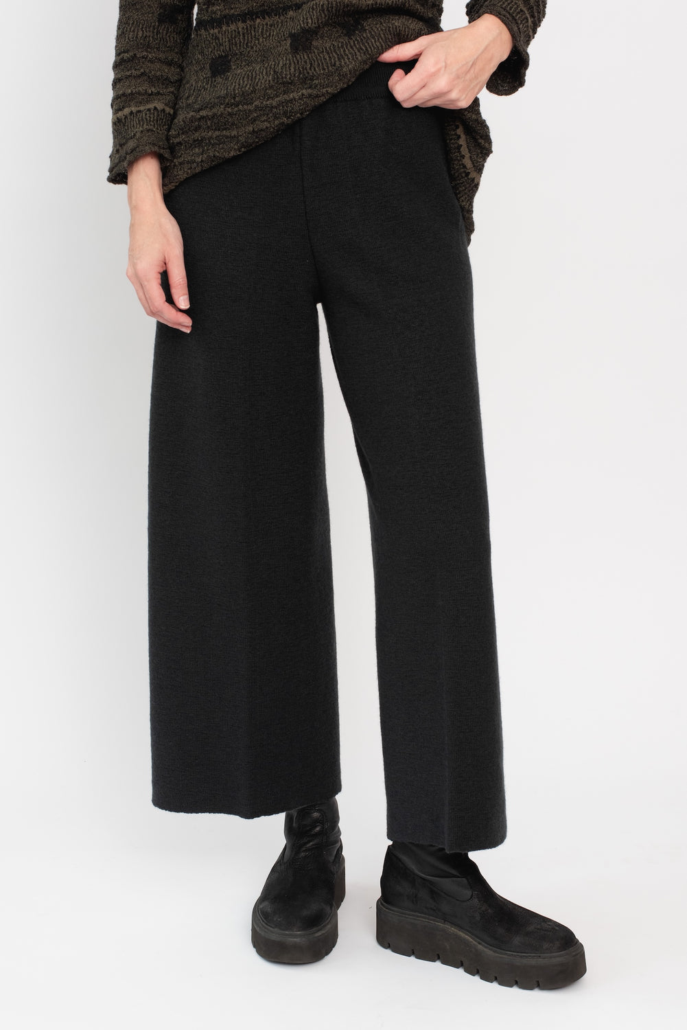 Knit Wool Pants Charcoal Grey