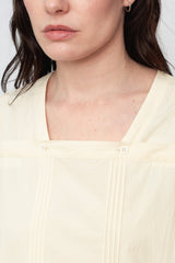 Cotton and Hemp Pintuck Blouse