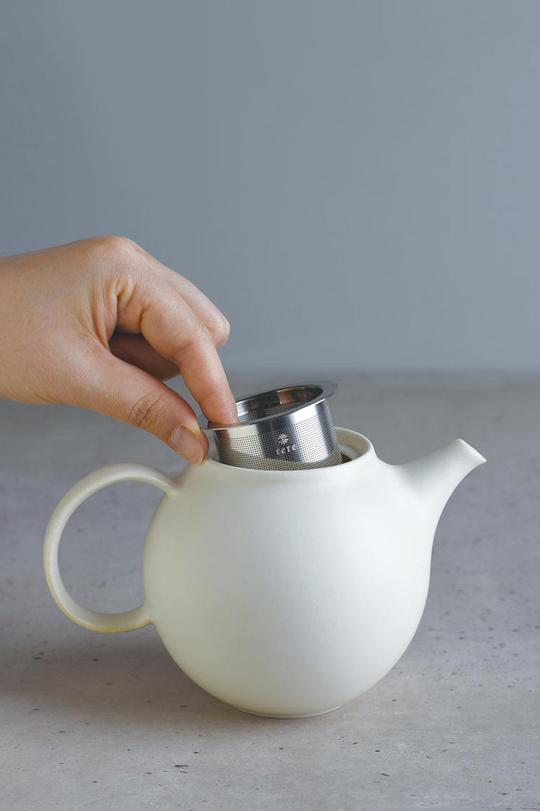 Pebble Teapot (White)