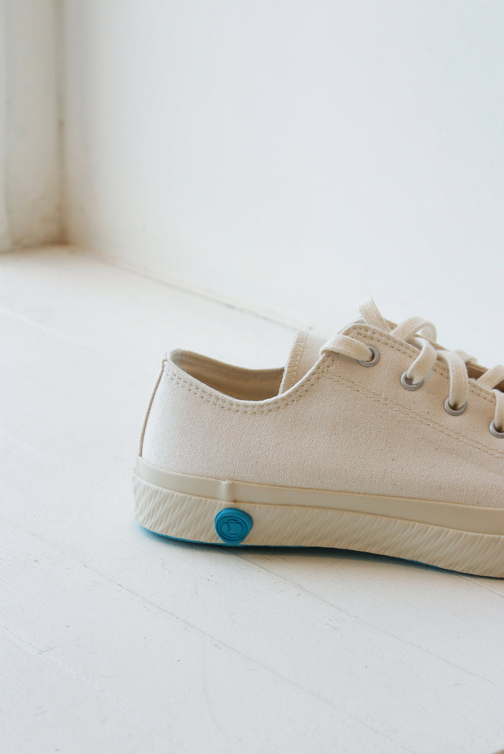 Shoes Like Pottery Low Top, Cream –